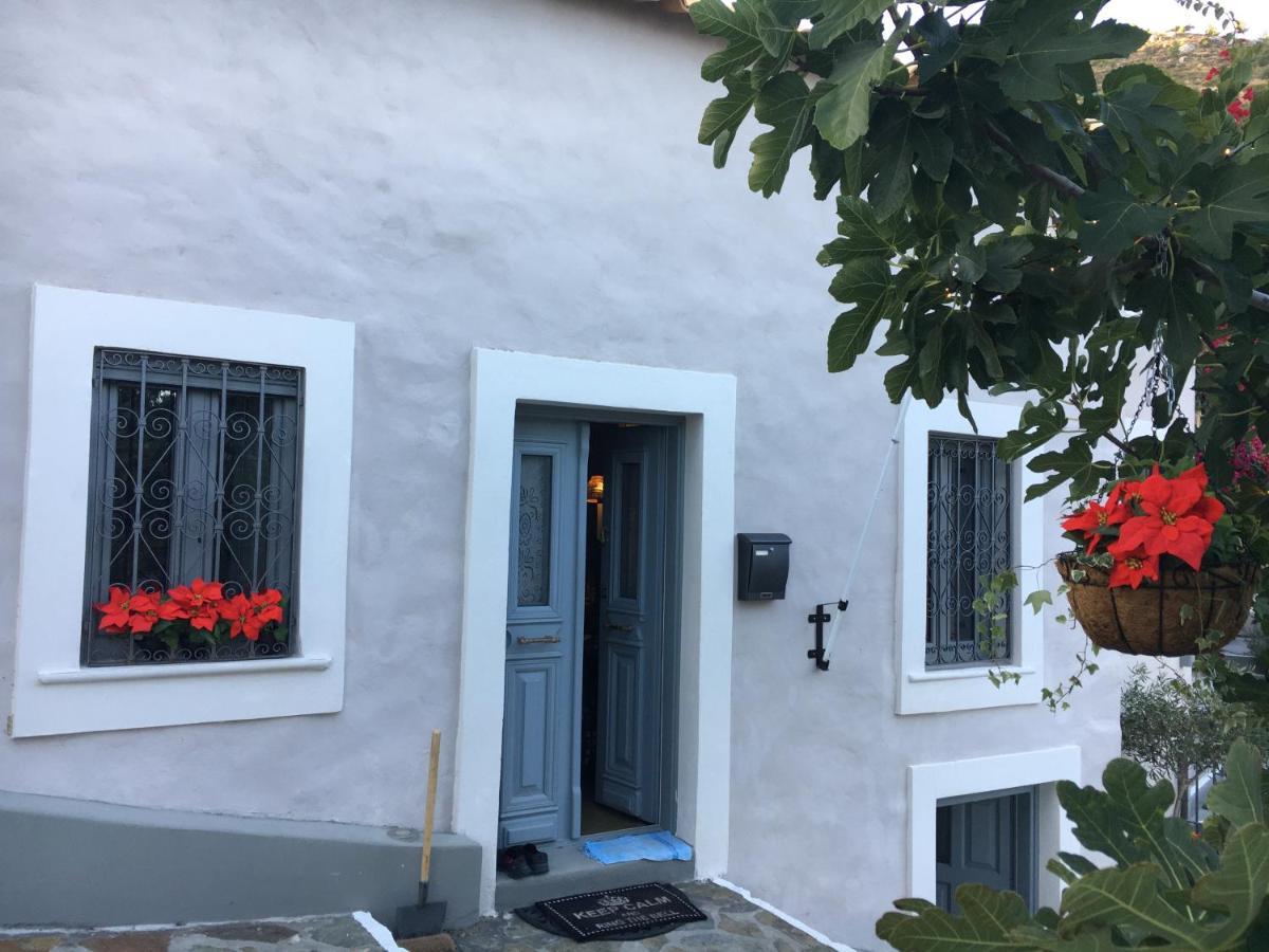 Casa Metropolis Villa Apéri Kültér fotó